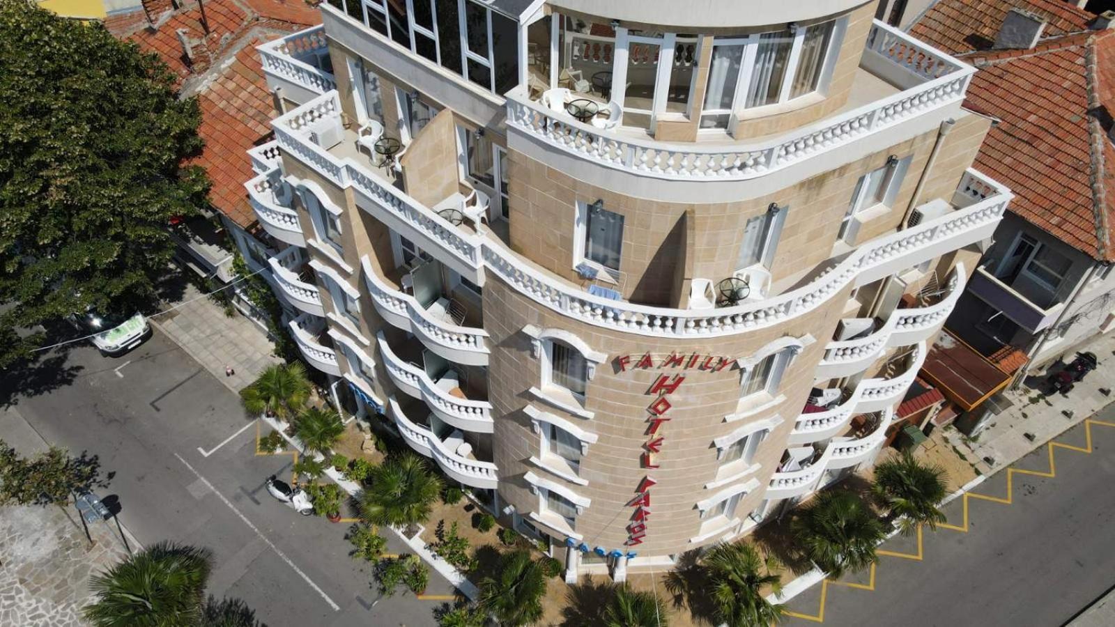 Family Hotel Paros Pomorie Bagian luar foto