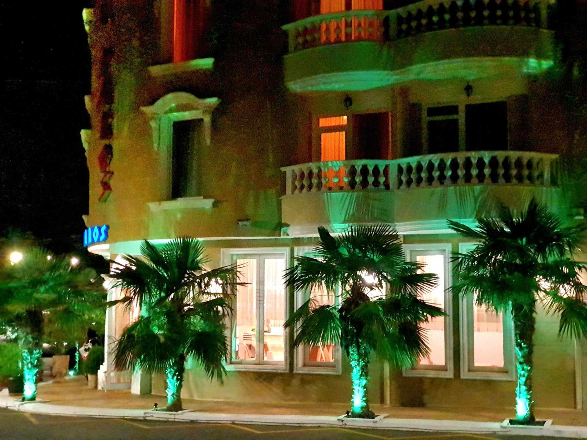 Family Hotel Paros Pomorie Bagian luar foto